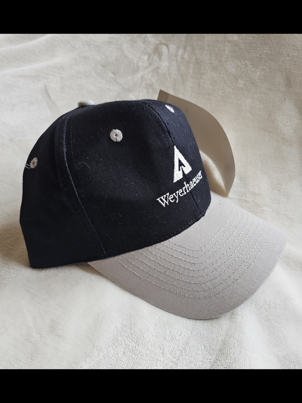 Weyerhaeuser Two-Tone Logo Baseball Cap - Black & Gray